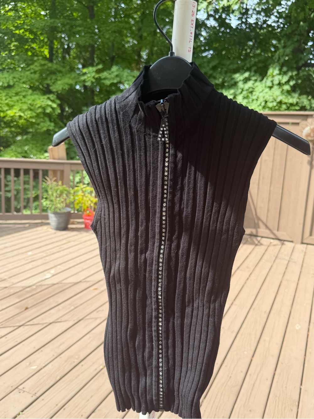 Belldini Black Ribbed Zip-Up Sweater Vest medium